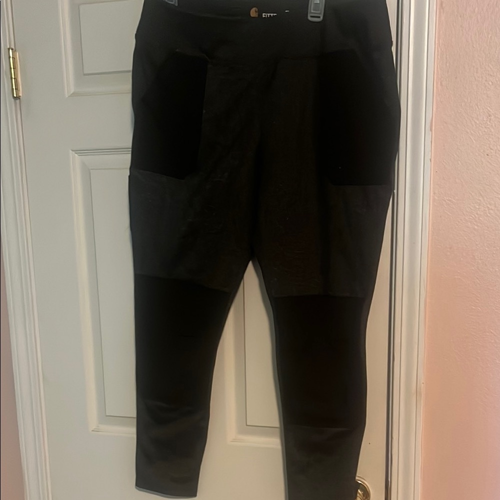 Carhartt Black Fitted Apparel